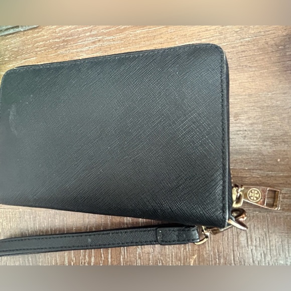 Tory Burch Black Wallet - Authentic - Picture 7 of 8